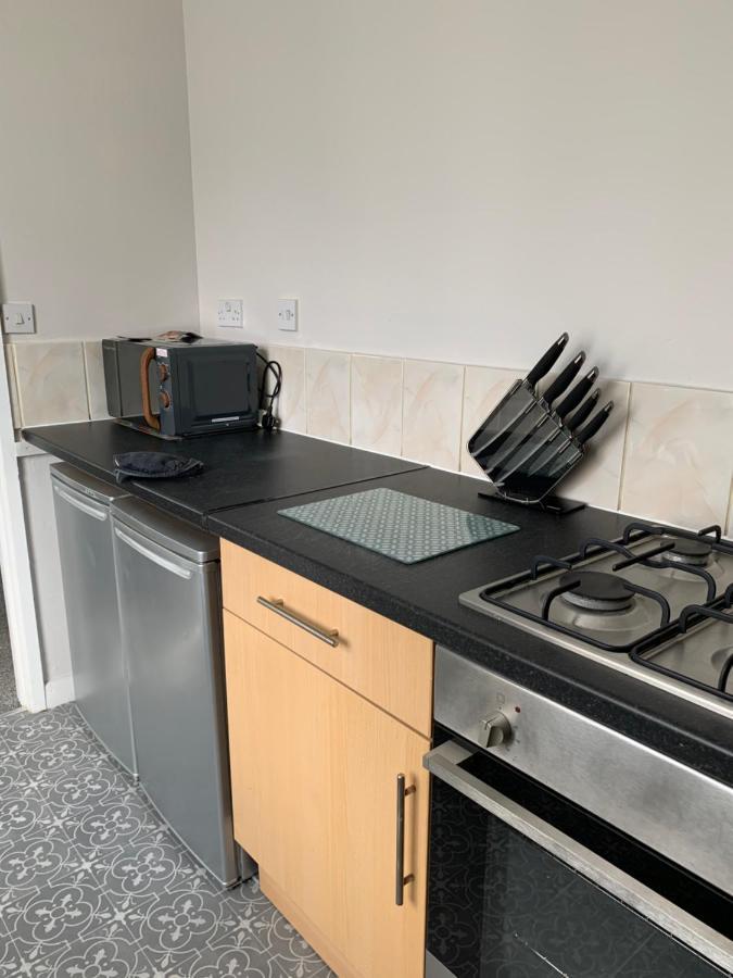 The Greens Apartment Farnworth Buitenkant foto